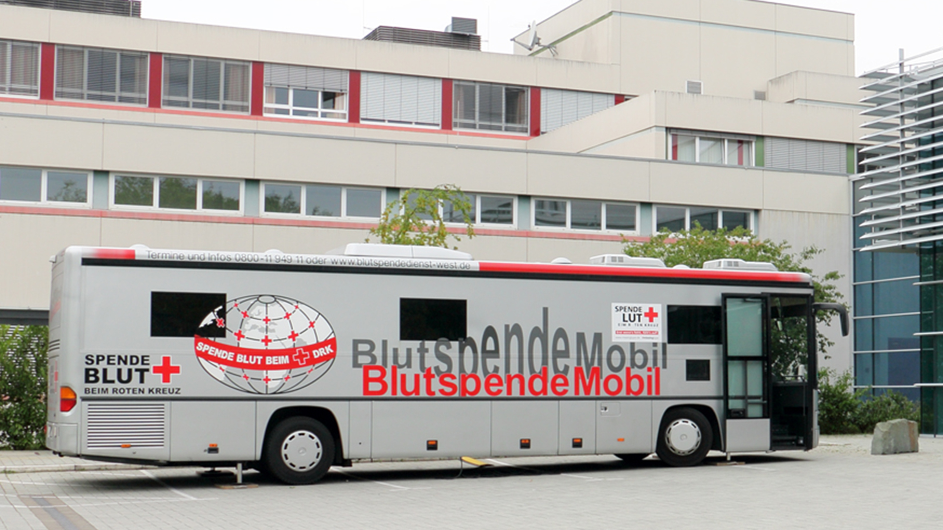 Blutspendemobil DRK-Blutspendemobil am KlinikumStadtSoest